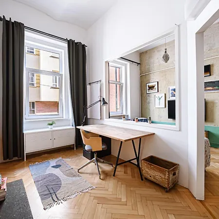 Historic Carriage Corner Daire *